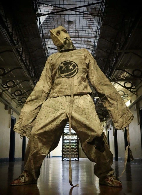 Mad About Horror Straight Jacket & Trousers 2 Mad About Horror Straight Jacket & Trousers - Image 2