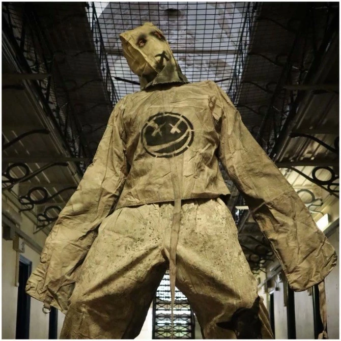 Mad About Horror Straight Jacket & Trousers 1 Mad About Horror Straight Jacket & Trousers