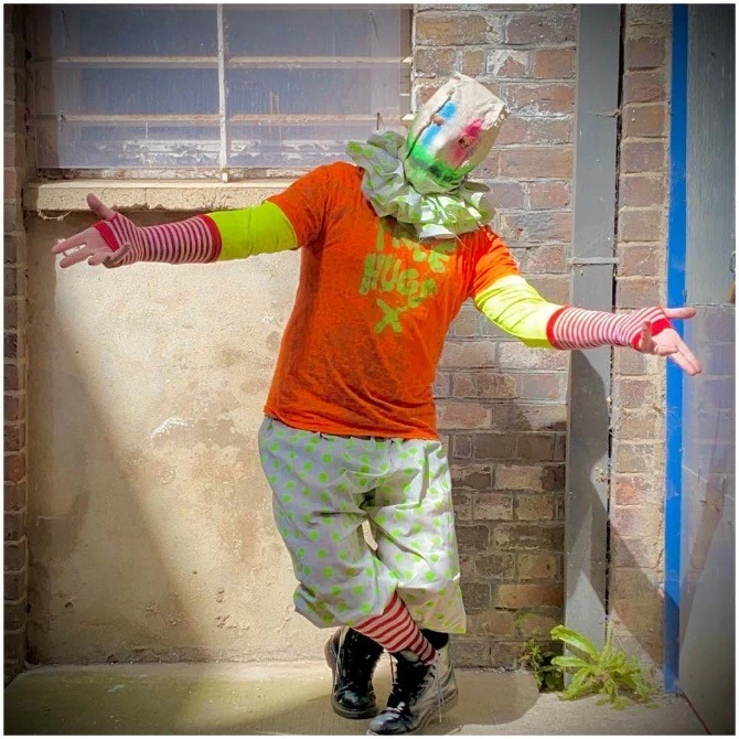 Other Spiral Clown Costume FREE HUGS 2 Other Spiral Clown Costume FREE HUGS - Image 2