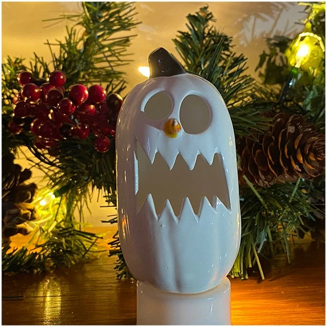 Ceramic Mini Snowman Pumpkin Crunch Black Star Ceramics 2 Ceramic Mini Snowman Pumpkin Crunch Black Star Ceramics - Image 2