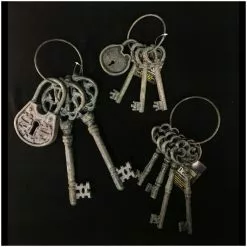 Other Large Set Of Metal Keys